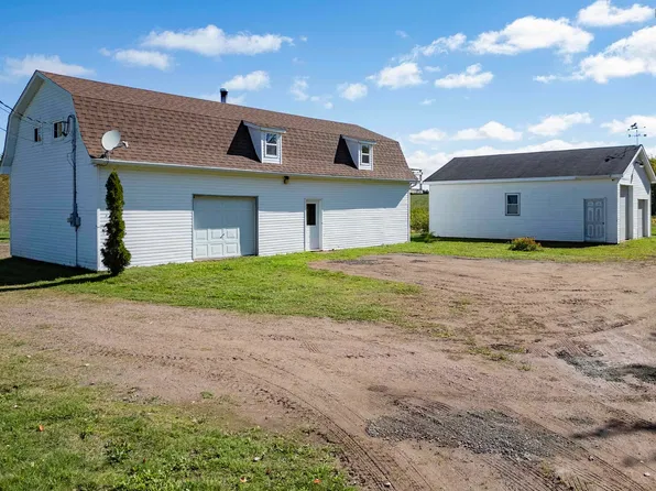 1100 Highway 6, Warren, NS B4H 3Y2