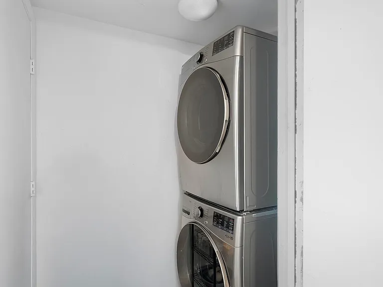 495 Brickell Ave #911 — Photo 4