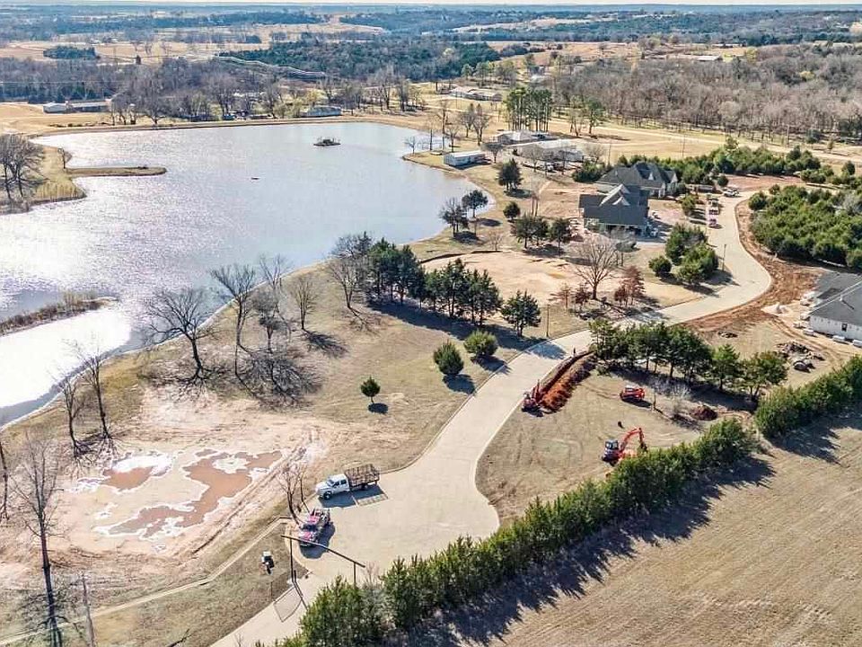 1st image of 4518 W Laguna Ln