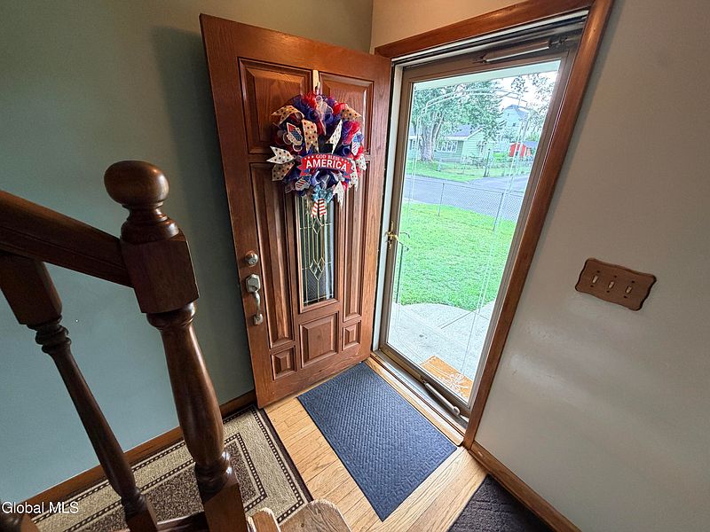 3rd image of 158 8th Avenue