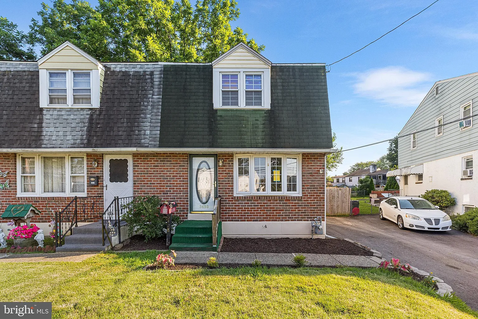 3428 Oak Ln photo 1