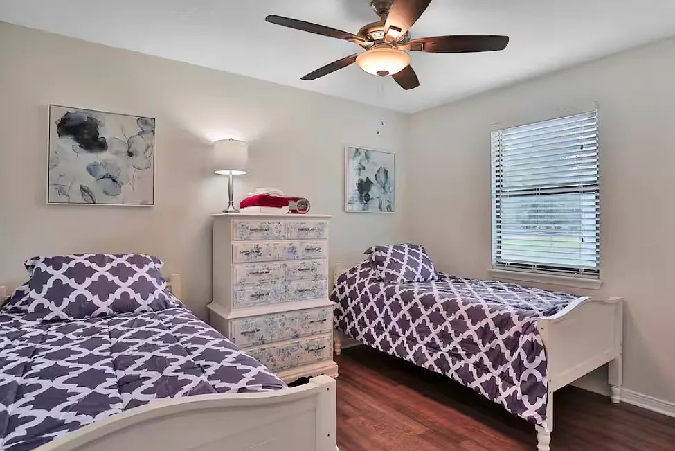 3 bed, 1332 sqft, $1,925 — Photo 2