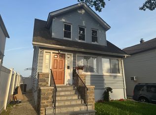 12 Alexander Pl FLOOR 2, Yonkers, NY 10704