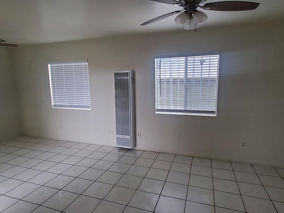 1st image of 3654 E 55th St