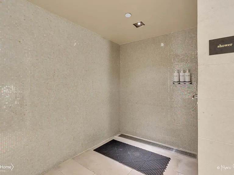 20 Pine St #609 — Photo 69