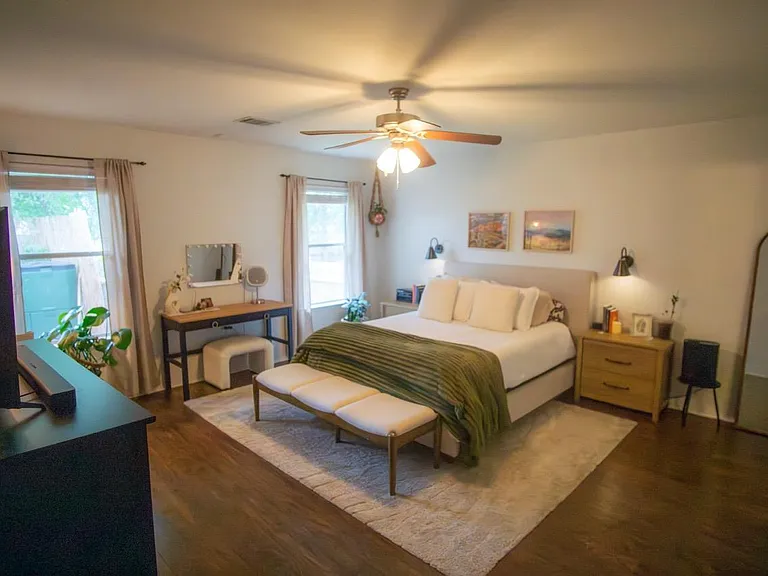 5209 English Glade Dr — Photo 7