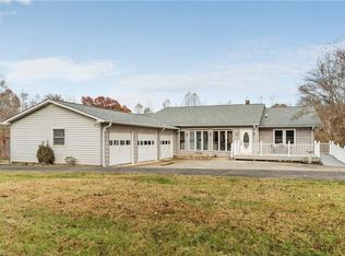 1805 Garner Rd, Yadkinville, NC 27055