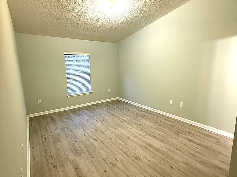 9576 Amarante Cir #8 — Photo 19