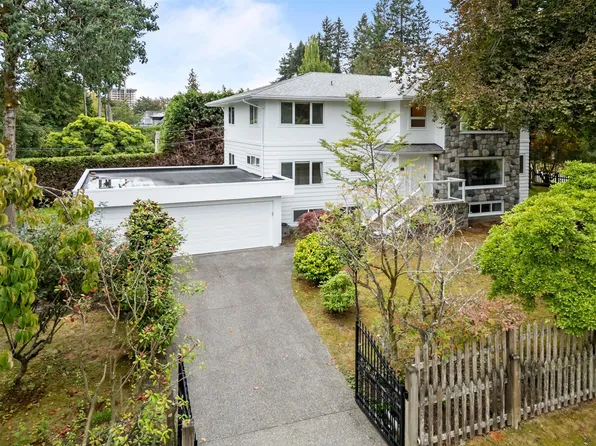 1806 Western Pkwy, Greater Vancouver, BC V6T 1V4