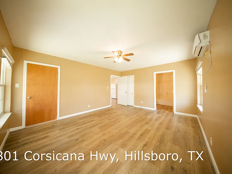 801 Corsicana Hwy — Photo 10