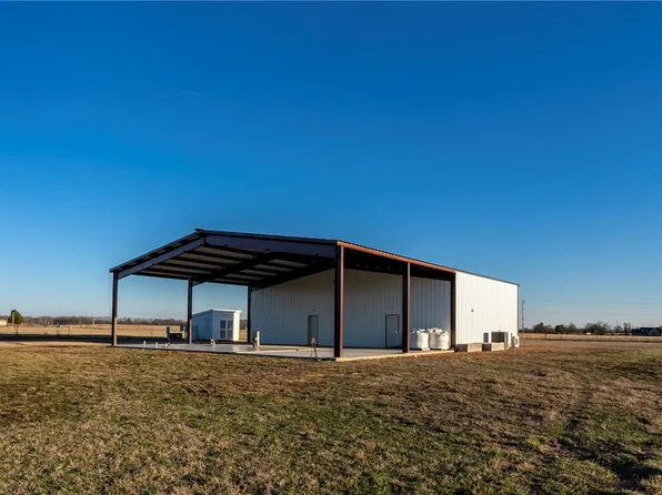 471675 Chewey Rd, Westville, OK 74965