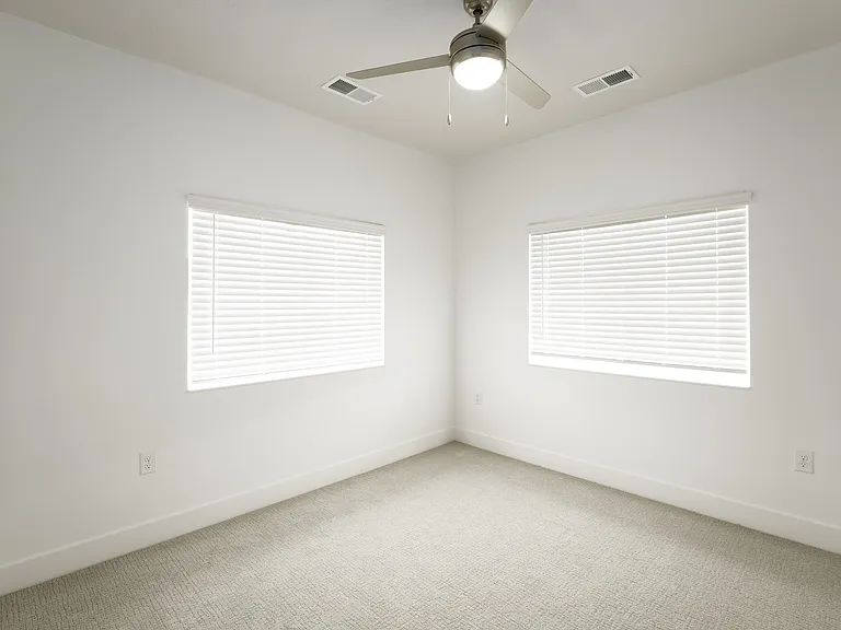 Blair Crossing Apartments — Photo 26