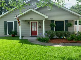 301 Dahlia St, New Iberia, LA 70563