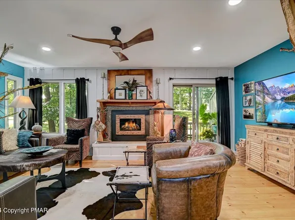 124 Northslope Ii Rd, East Stroudsburg, PA 18302