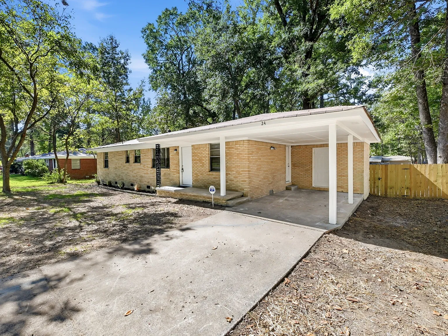 24 Frostwood Drive — Photo 2