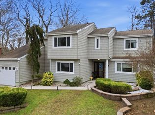528 Holly Brook Dr, Galloway, NJ 08205