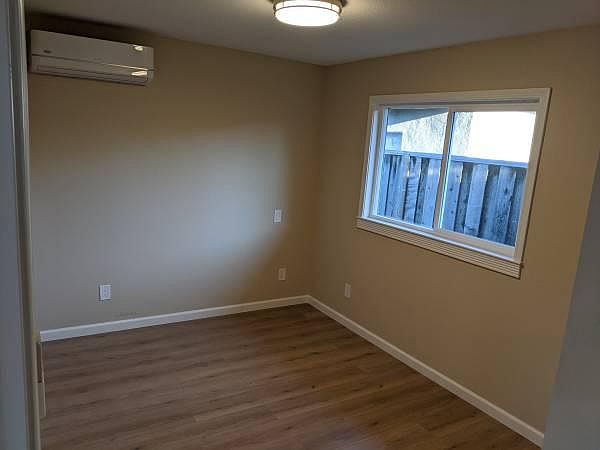 2nd image of 449 N 21st St