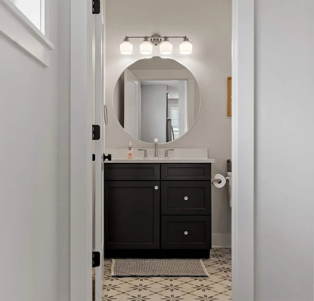1 bed, 900 sqft, $3,000 — Photo 1