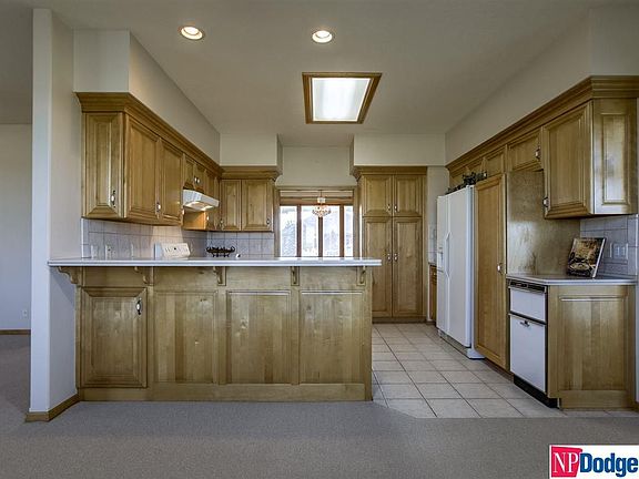 5th image of 5916 N 160th Ave