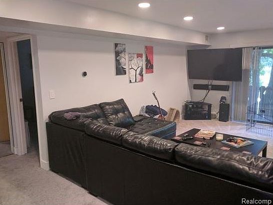 3rd image of 2132 Pauline Blvd APT 206
