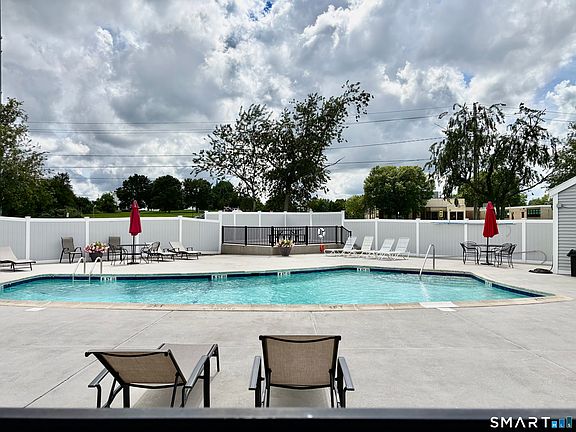 2nd image of 101 Summerhill Road #101