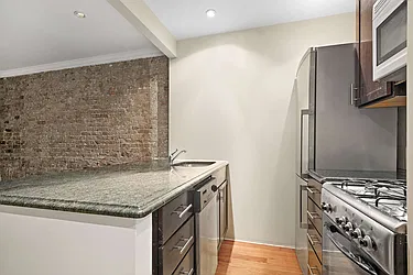 Rented by Cooper & Cooper Real Estate