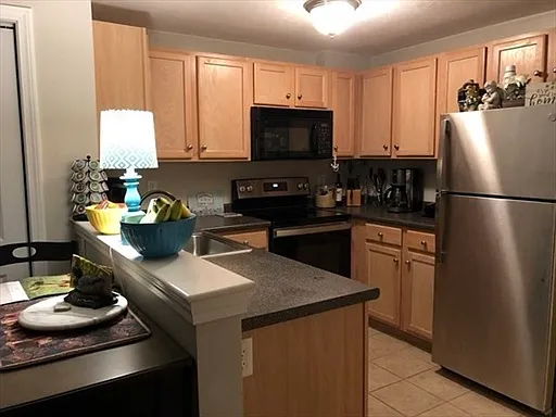 26 N Main St #5 — Photo 7