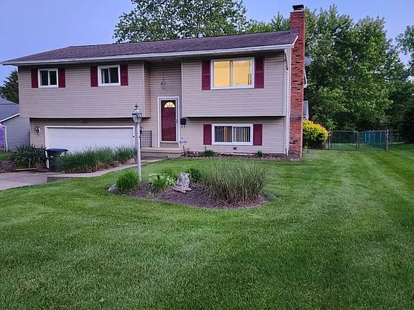 3712 Chelsea Dr, Brunswick, OH 44212