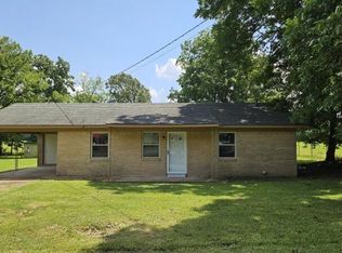 210 Ford St, Como, MS 38619