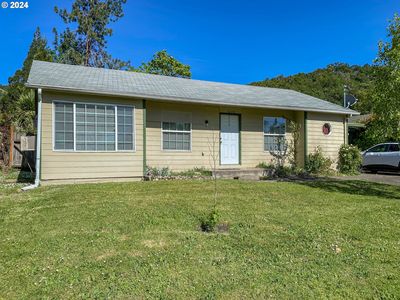 1655 NE Todd St, Roseburg, OR, 97470