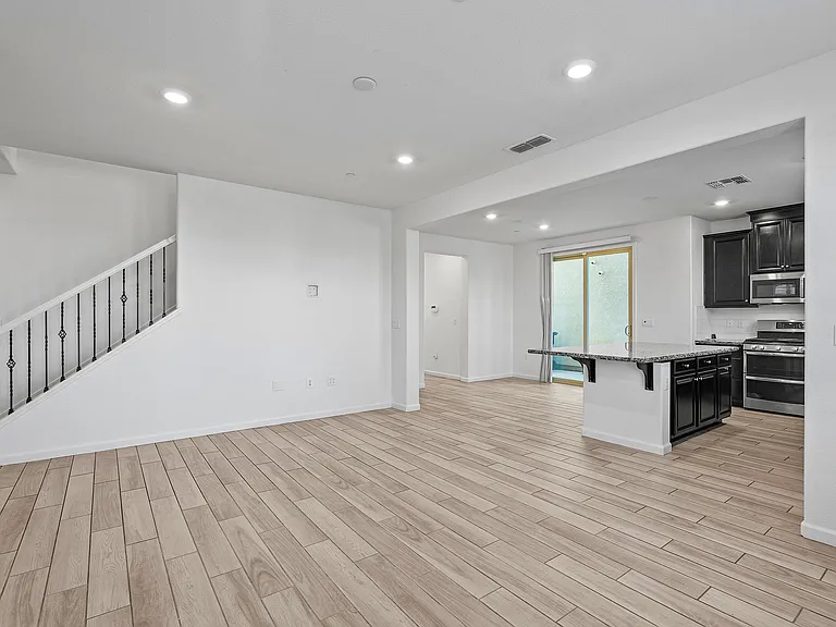 7514 Clear Lake Aly — Photo 8