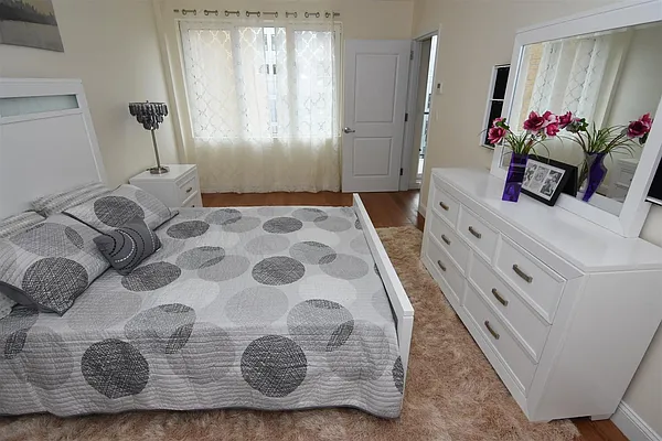 Sold by Web Realty Group Inc | media 13