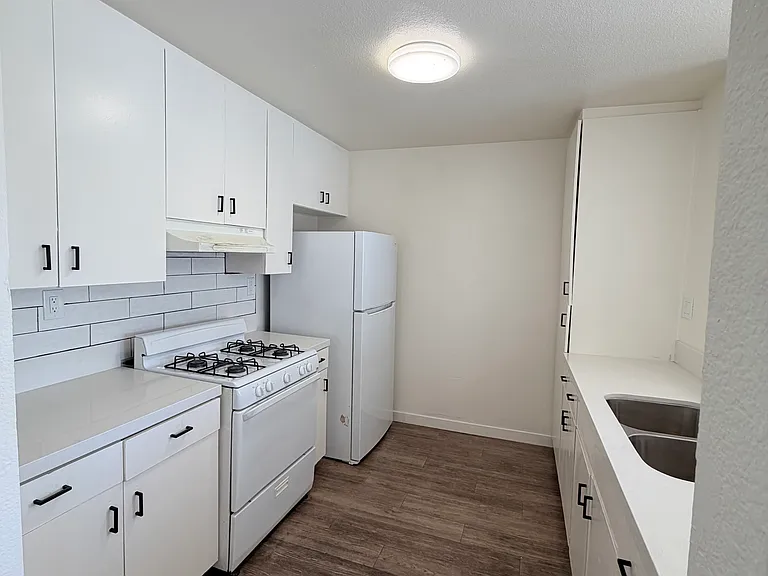 7126 Somerset Blvd #117 & 119 — Photo 12