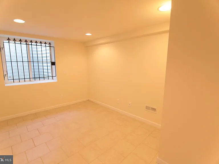 1852 N Willington St #1 — Photo 25