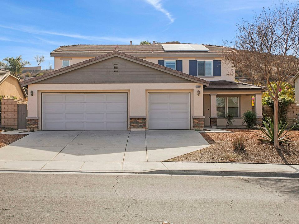 1st image of 23661 Canyon Heights Dr