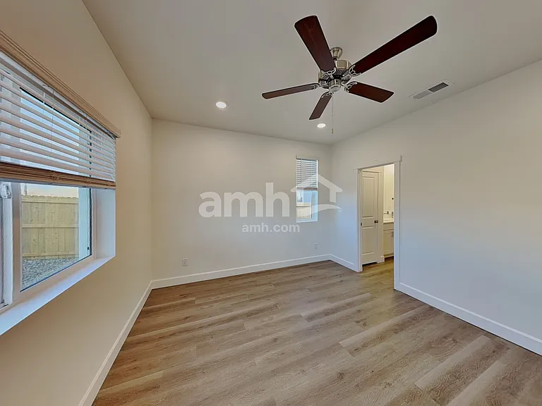 10026 Atchinson Ct — Photo 10