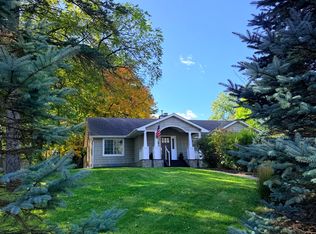 5112 Willow Ln, Minnetonka, MN 55345