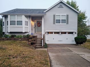 14356 Jamestown Bay Dr, Florissant, MO