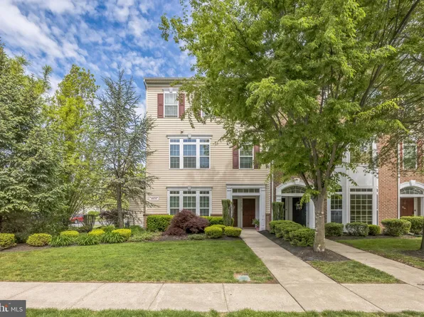 1821 Nathan Dr, Cinnaminson, NJ 08077