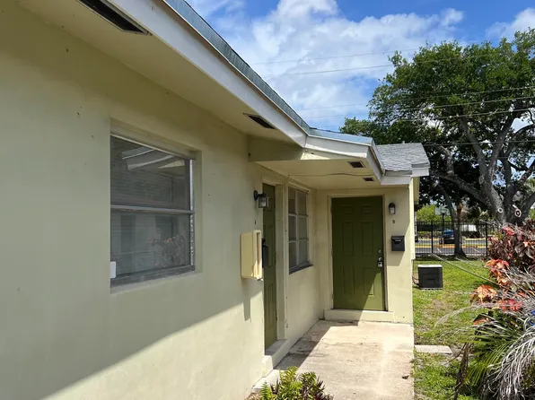 390 SW 27th Ter #1-3, Fort Lauderdale, FL 33312