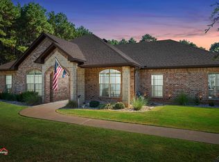 1967 Nesbitt Cutoff, Marshall, TX 75670