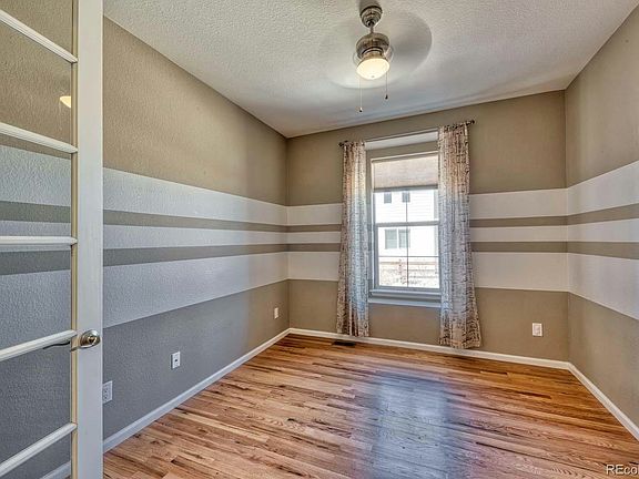 4th image of 9928 Olathe St