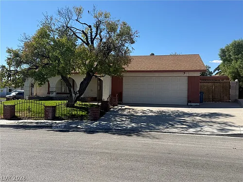 3611 Rosewood St Photo 1