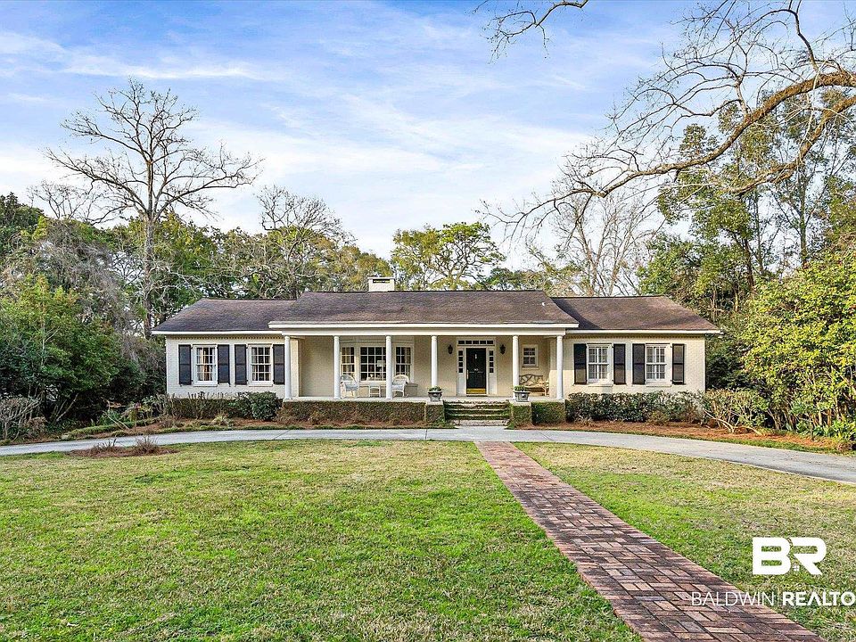 1st image of 143 Myrtlewood Ln