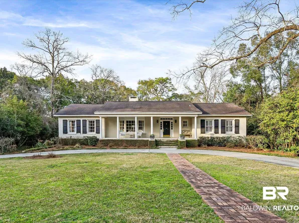 143 Myrtlewood Ln, Mobile, AL 36608