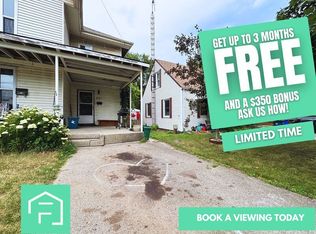 82 1/2 Grey St, Brantford, ON N3T 2T3