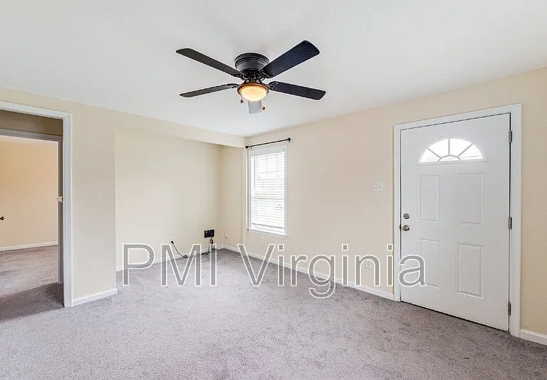 68 Carver Cir — Photo 5