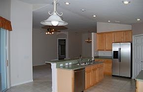 3rd image of 4521 Portage Trl