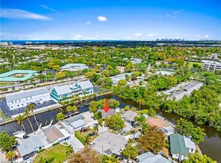 579 13th St N, Naples, FL 34102