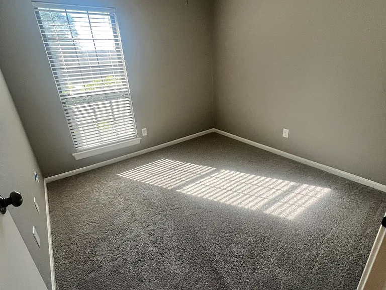270 Pinyon Ln — Photo 8